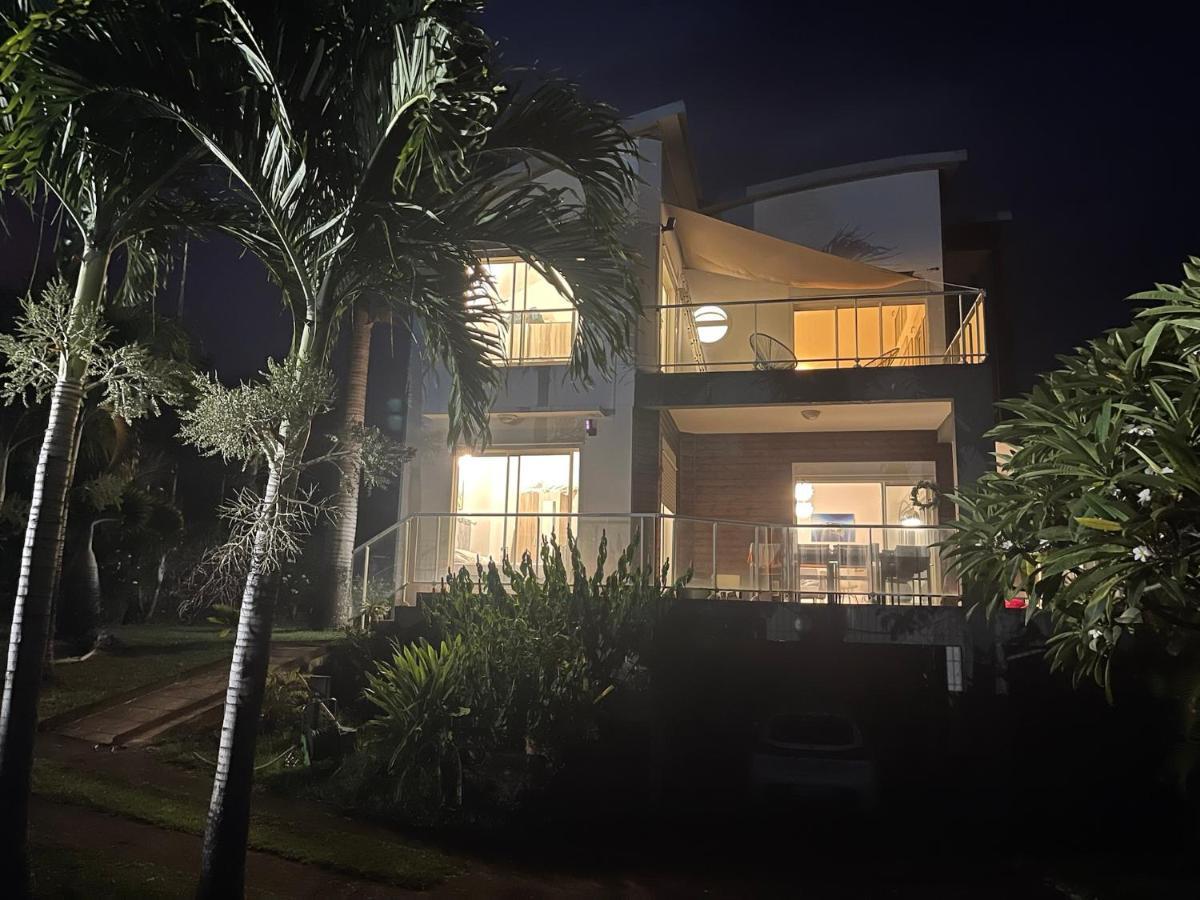 Grande Villa Au Calme - Vue Exceptionnelle - Climatisation - Piscine Sel Chauffee - Jardin Tropical Vincendo Luaran gambar